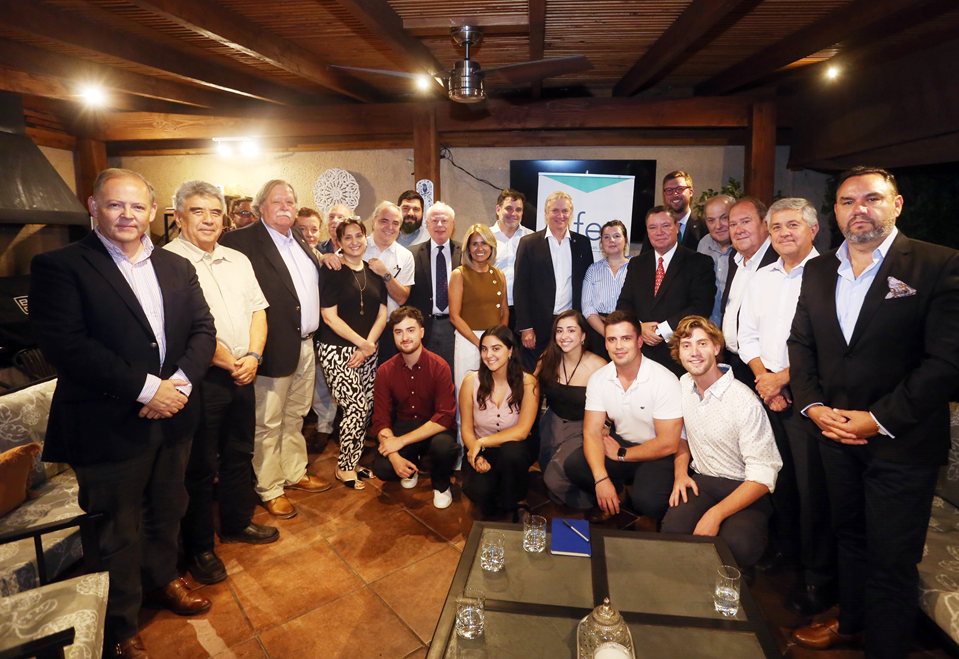 FEC se reúne con José Antonio Kast en el marco de ciclo de encuentros presidenciales