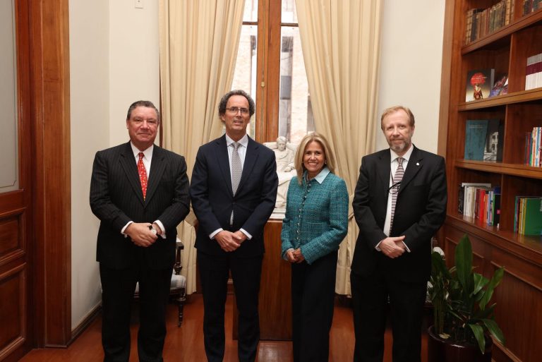 Actividad: “FEC y UC fortalecen colaboración académica”