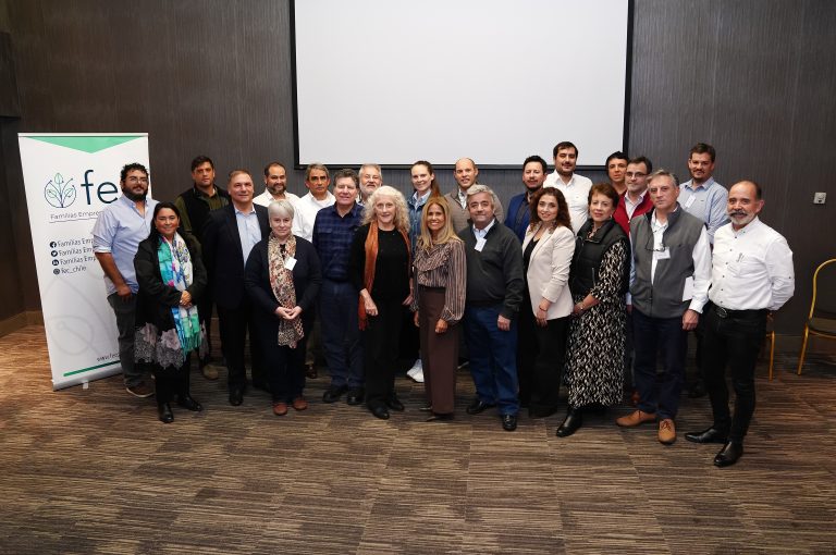 Colaboración y mentoría entre pares: FEC inaugura Hub de Inteligencia Artificial para impulsar la transformación de las empresas familiares